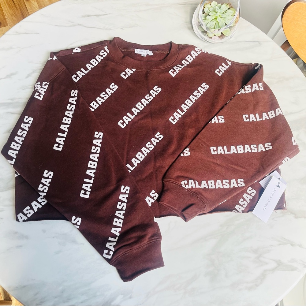 NEW Kendall & Kylie Calabasas Cropped Sweatshirt Size S NWT